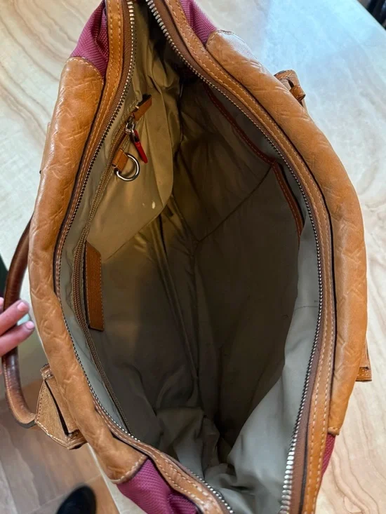 TUMI TICON WOMENS TRAVEL TOTE BAG IN RASPBERRY AND CARMEL 💫 - Picture 5 of 7